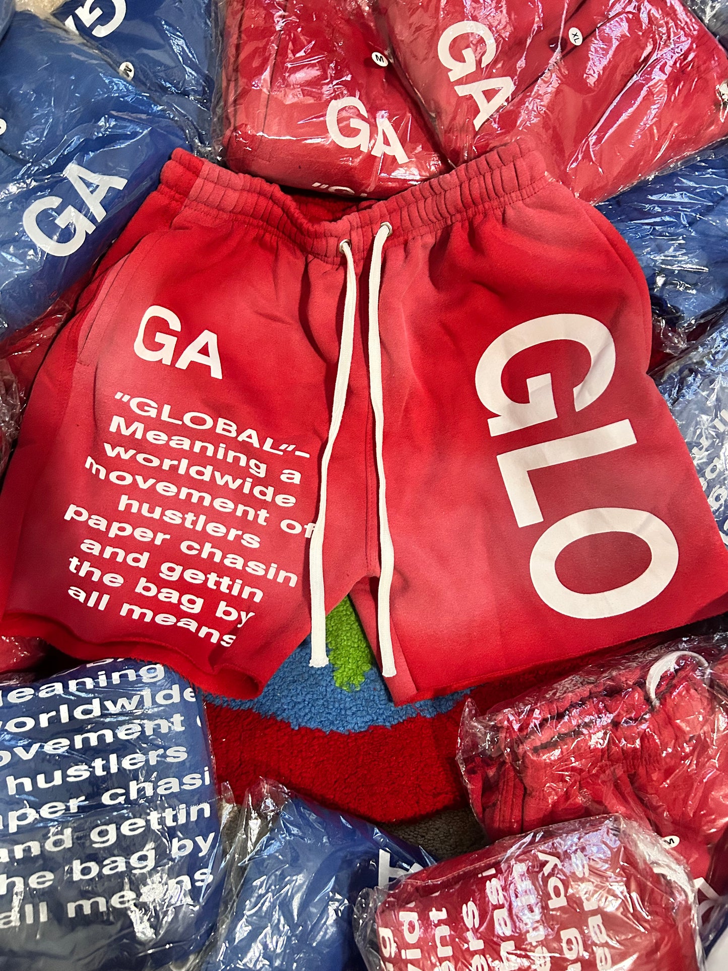 GLOBAL Paper Chasin Shorts